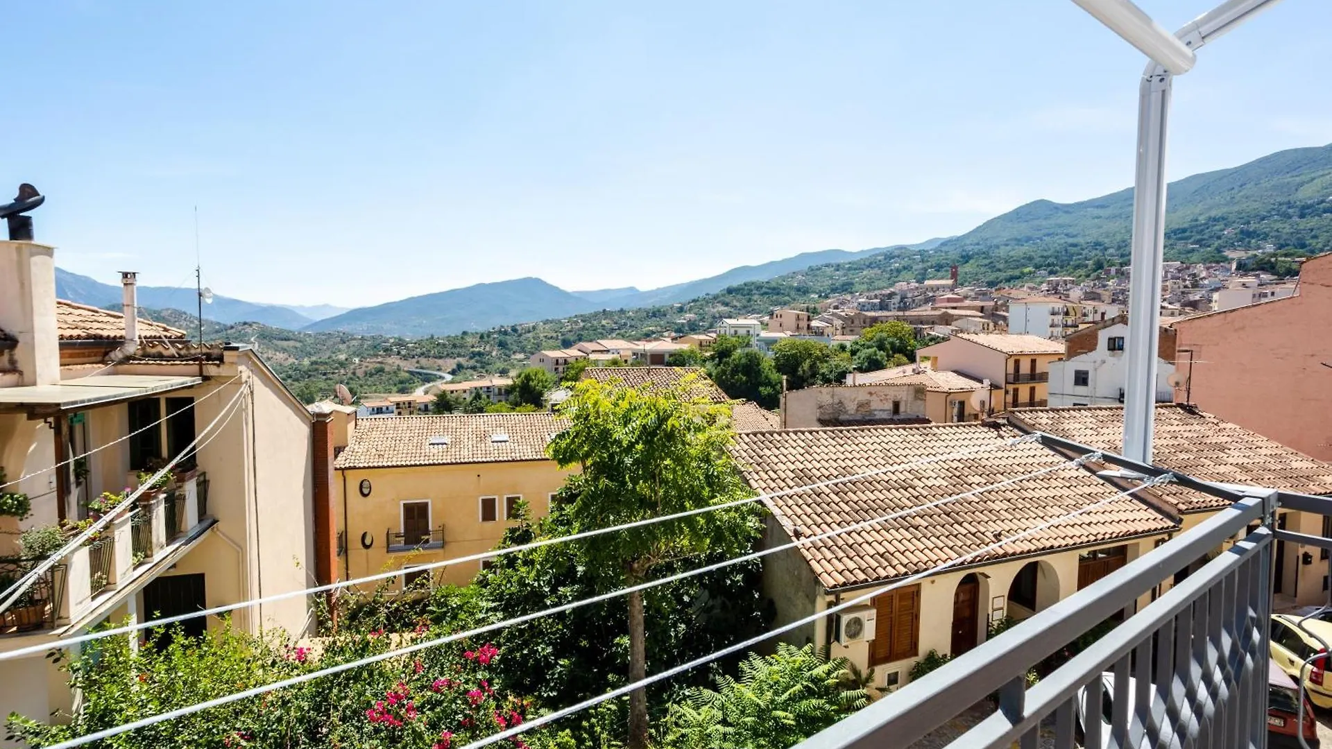 Porta San Paolo House Aparthotel Castelbuono   Castelbuono (Sicily)
